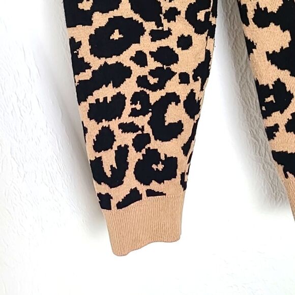 Jaclyn Smith Pullover Animal Print Sweater, Size XL - Picture 4 of 8